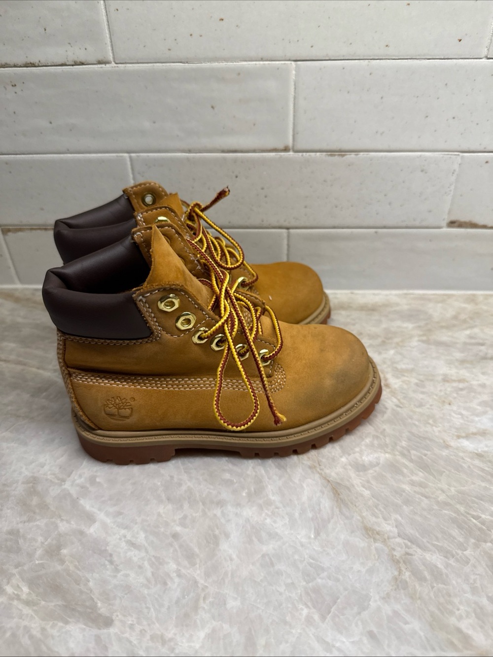 Timberland Kids 6 Inch Helcor Boys Boots- Size 9.5